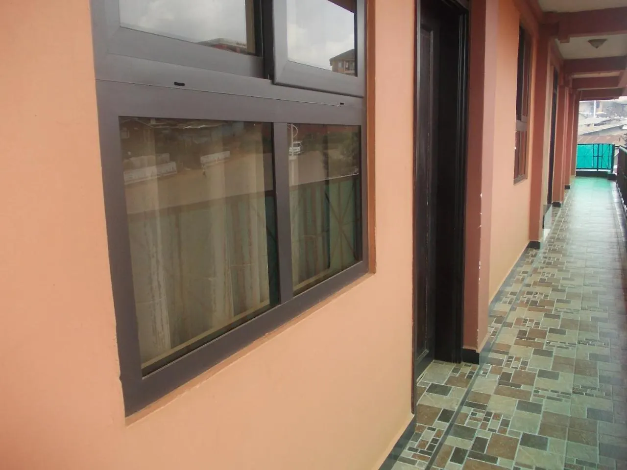 Neptune Plaza Hotel Kampala 3*,  Uganda
